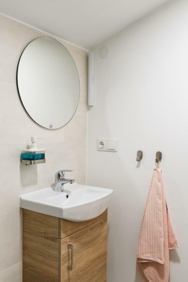 Cozy Studio Mansard Riga Old Town Aptartment, Ac Exterior photo